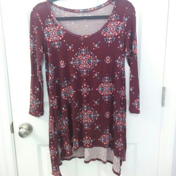 Mudd Long Burgundy Floral Tunic Blouse Size S - Picture 5 of 5